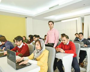 شنبه‌ای که با ژاکت شروع شد
