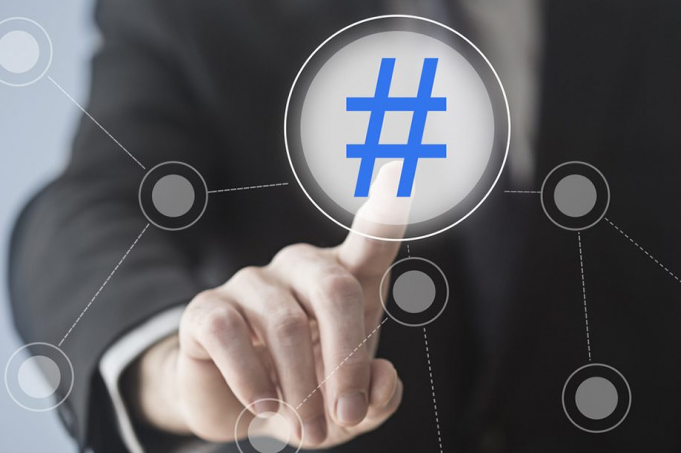 انتخاب هشتگ مناسب برای کسب و کار از الزامات اینستاگرام مارکتینگ هست. پربازدیدترین هشتگ های اینستاگرام را در ادامه میبینید.