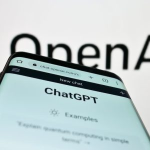 The concern of a group of OpenAI and DeepMind company employees about the dangers of artificial intelligence