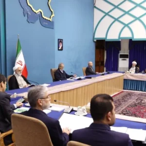 WhatsApp and Google Play Unblocked in Iran