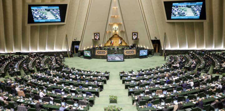 Iran Moves to Regulate Cyberspace New Protection Bill Sparks Debate news